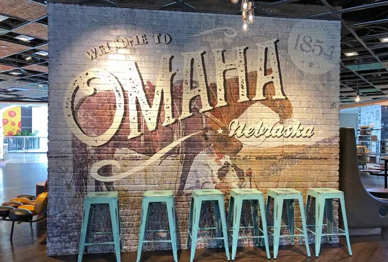 welcome to Omaha Nebraska mural