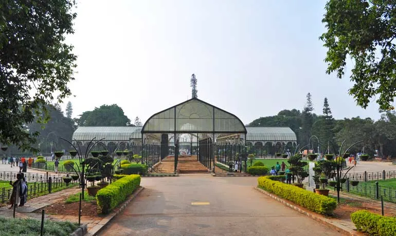 What is Bangalore Famous For? Lalbagh Botanical Garden glass house