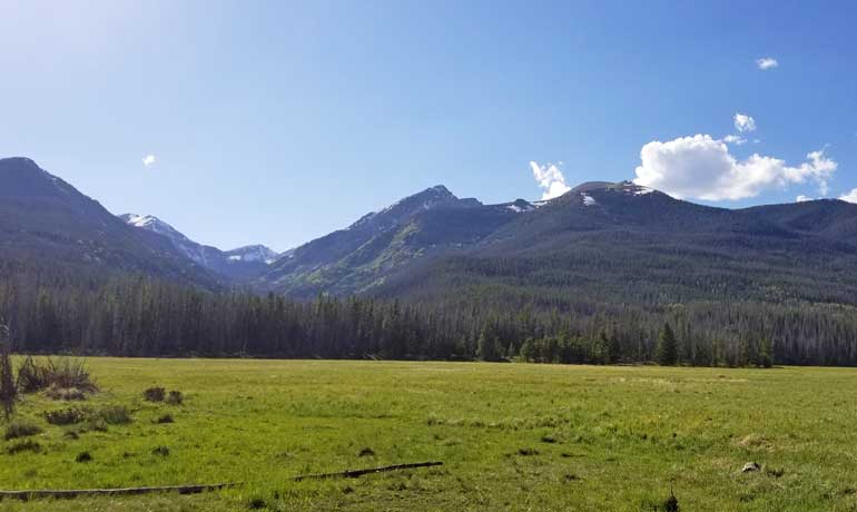 Rocky Mountain National Park on a sunny day