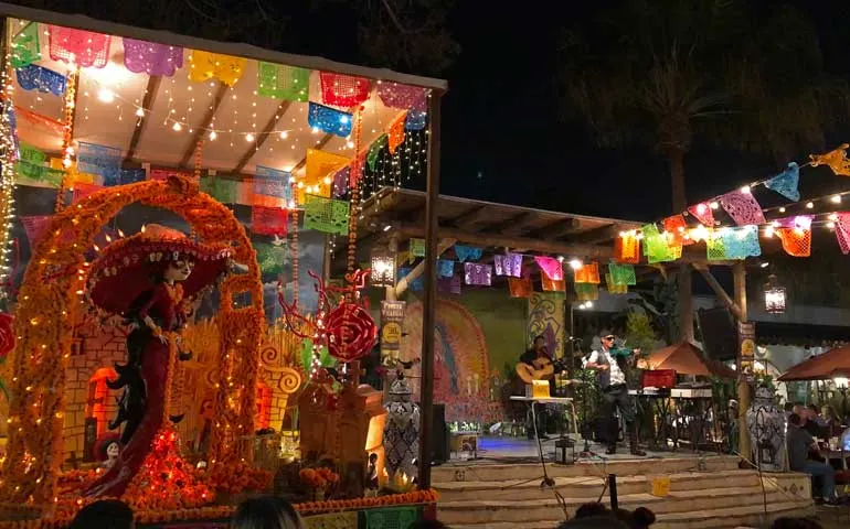 Live music at Fiesta De Reyes