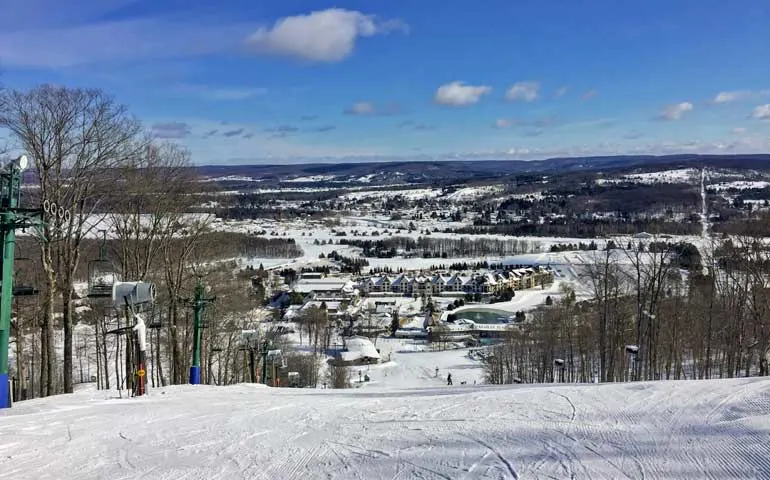 skiing on Boyne Mountain