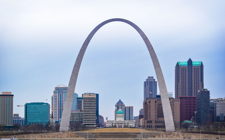 St Louis arch