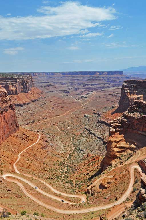 driving shafer trail Canyonlands view from the top