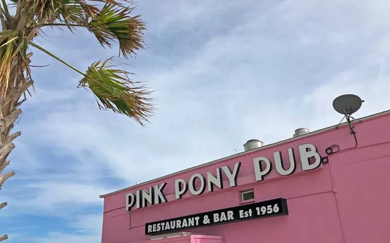 pink pony pub beachside