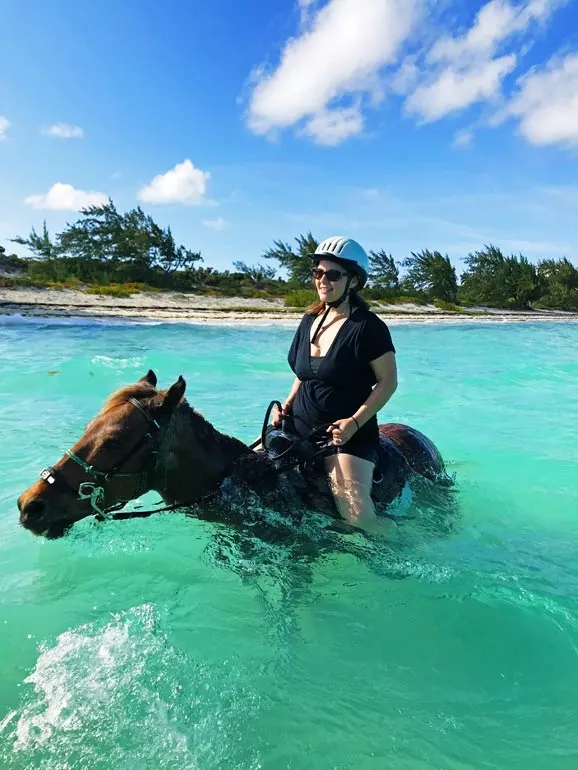 riding horses turks and caicos activites