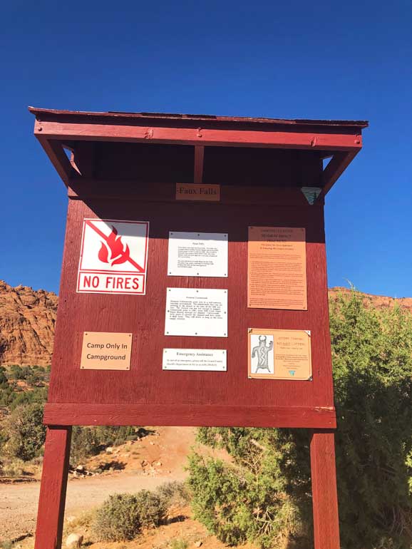 parking sign at faux falls entrance