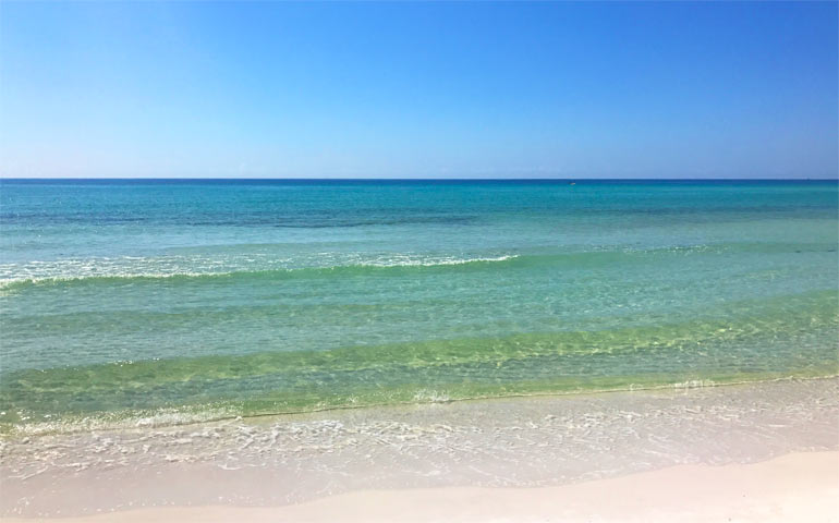 Destin vs Gulf Shores: Which is Your Perfect Vacation Spot?