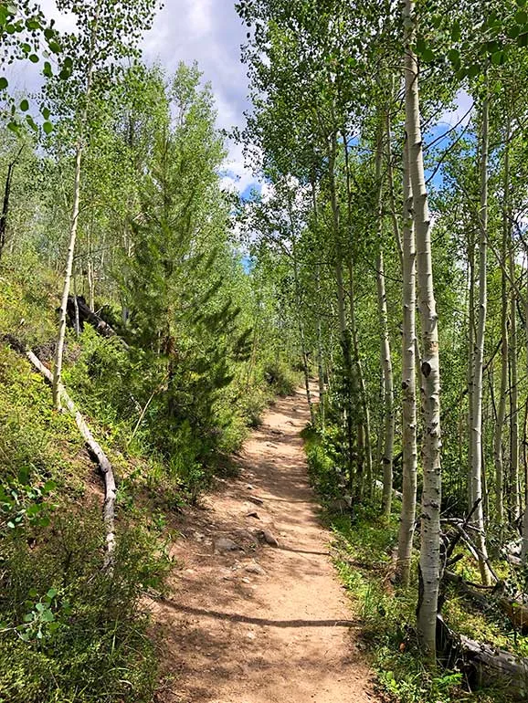 hiking in breckenridge