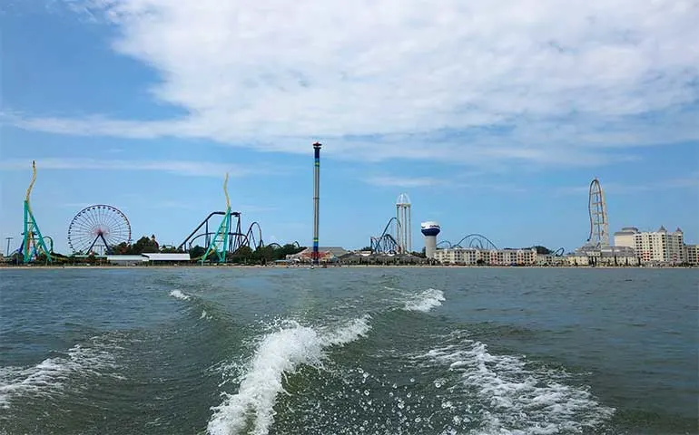 boating lake erie