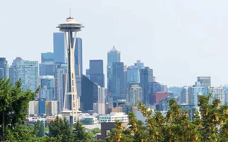 kerry park views of seattle space needle