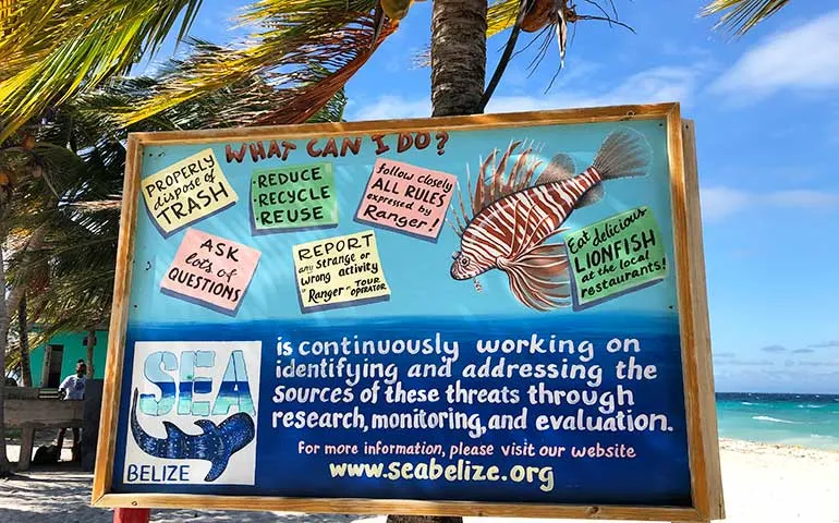 sea Belize sign