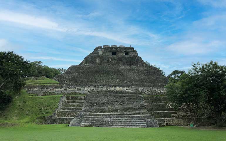 xunantunich belize