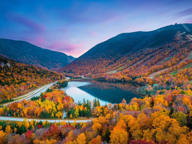 28 Best Places to Visit in October in USA (You'll Love)