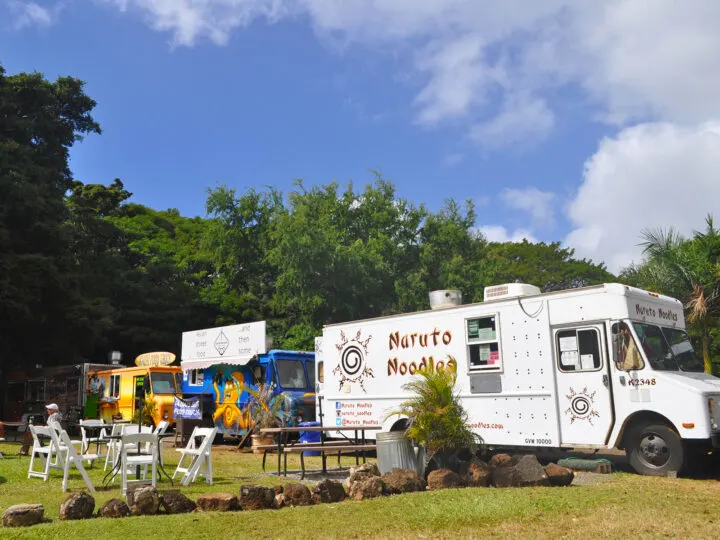 best places to eat in kauai, view of food trucks and outdoor seating on sunny day
