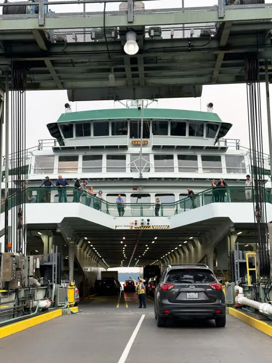 cars driving onto ferry San Juan islands ferry schedule